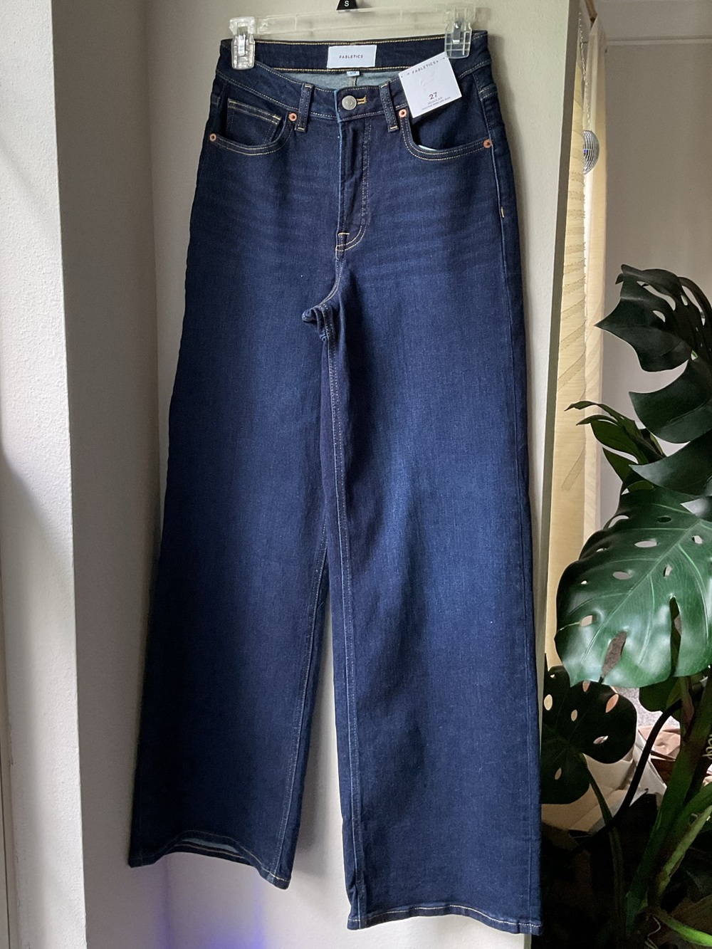 Fabletics High Rise Wide Leg Jeans 27 NWT